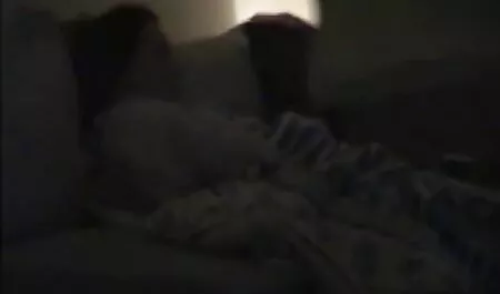 Berpengalaman dada membuat blowjob video seks kanak kanak untuk 69