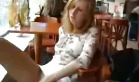 Pak, bahu lebar begitu baik di video seks lucah tempat tidur
