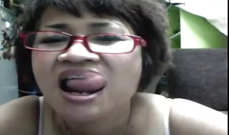 Dengan kecantikan video lucah mama rusia Elena pussy