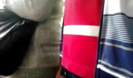 Seks adalah licin tudung seks tumblr dalam minyak, seorang wanita dengan pantat besar dan otot man