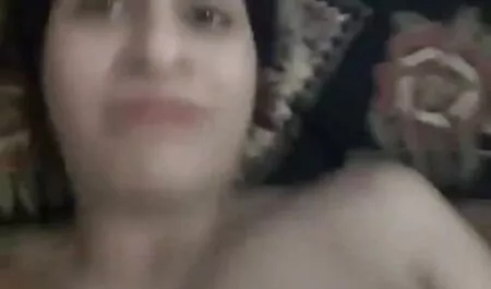 Lelaki tudung melayu lucah dengan gadis