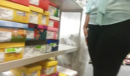 Fucking seks belakang sekolah dengan sally, blonde,