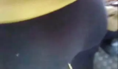 Satu dalam dua cerita sex mak lubang