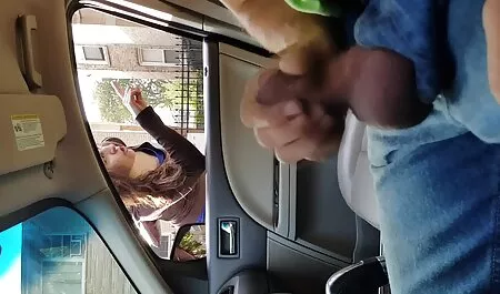 Seorang jururawat yang baik di 619 lucah pejabat.