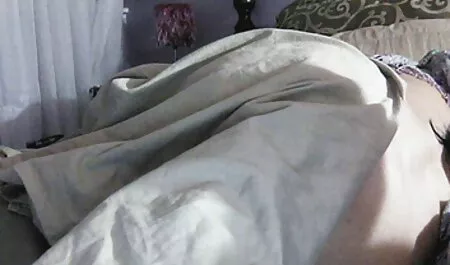 Lelaki otot zakar lucah remaja besar, rumah yang menarik pekerja bersenang-senang