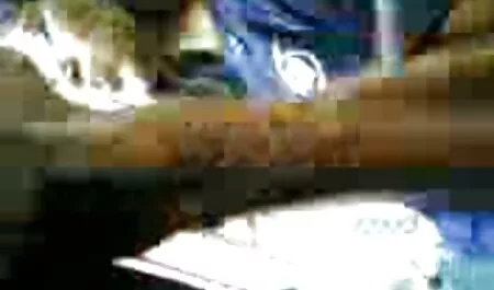 Selepas indah pirang video lucah 18 tahun itu aku biarkan dia berbuat demikian .
